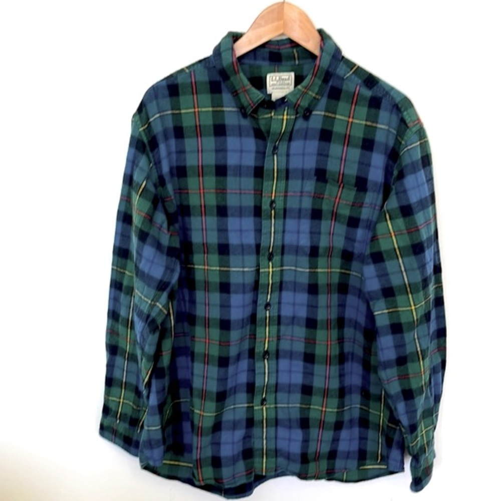 L.L. Bean Men's Scotch Plaid Flannel Shirt Traditional Fit Cotton Size L Reg